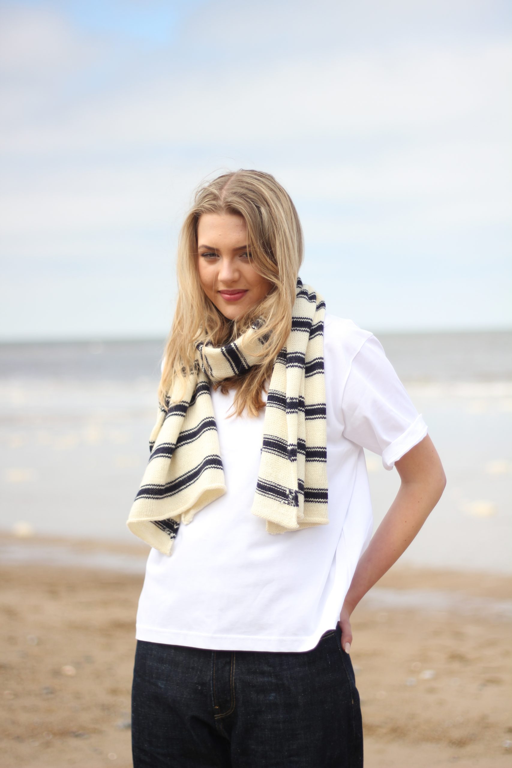 Charl Knitwear knitted scarf