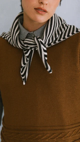 🚀 Well that was quick!

The Fisherman’s Neckerchief has just arrived - and sold out already on my Wait-List 😲!!

👀 I’ve not done a “wait list” before but it’s worked really well so keep an eye open for more in the next few weeks as my “High Summer” pieces become ready.

As soon as I get confirmation from Nottingham that we can make more Neckerchiefs I’ll put them on pre-order over on my website!

To everyone  who reserved one, I’ll be in touch in the next day or so with payment details.

Thank you so much!! 🙏 

#charlknits #necktie #knittedscarf #scarf #summerscarf #nauticalfashion #bretonstripe #knittedaccessories