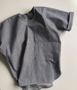 🌟 New arrivals🌟

⚓️ Landing this Thursday, the new Sailor Smock top, made in Norfolk from OEKO-TEX certified cottons.

💙💚 The first two colours are a candy stripe in indigo/white in a heavy cotton canvas and a pale green and white “Samphire stripe” in a mid-weight cotton.

🍃 Fresh as a summer’s day! 

#charlknits #newarrival #newstock #summertop #stripedtop #britishfashion #britishmanufacturing #madeinbritain #britishbrand #smocktop #summerstyle #summerstaples #smallbramd #sustainablebrand #nauticalstyle #nauticalfashion #NauticalFashion
